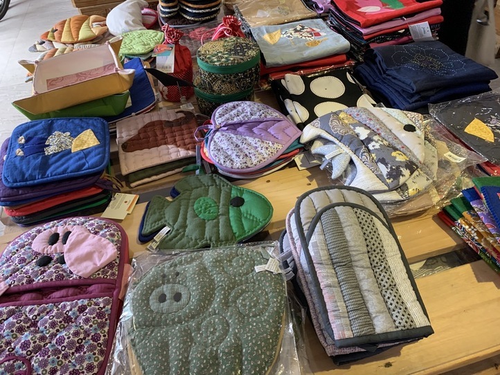ベトナム人の作る繊細な布製品を思い出に〜Mekong Quilt(メコンキルト)〜