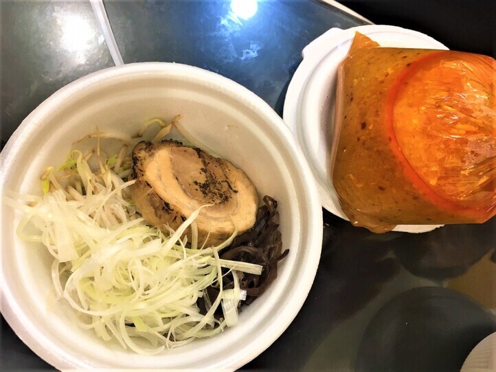 デリバリーもできる!日系のローカル向けラーメン屋「チョイオイヌードル」を食べてみた