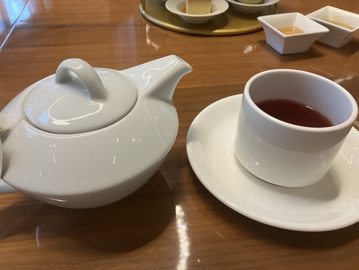 お得!新しくなったホテルニッコーサイゴンのアフタヌーンティー!ウエスタン、ベトナミーズ両方食べてみた