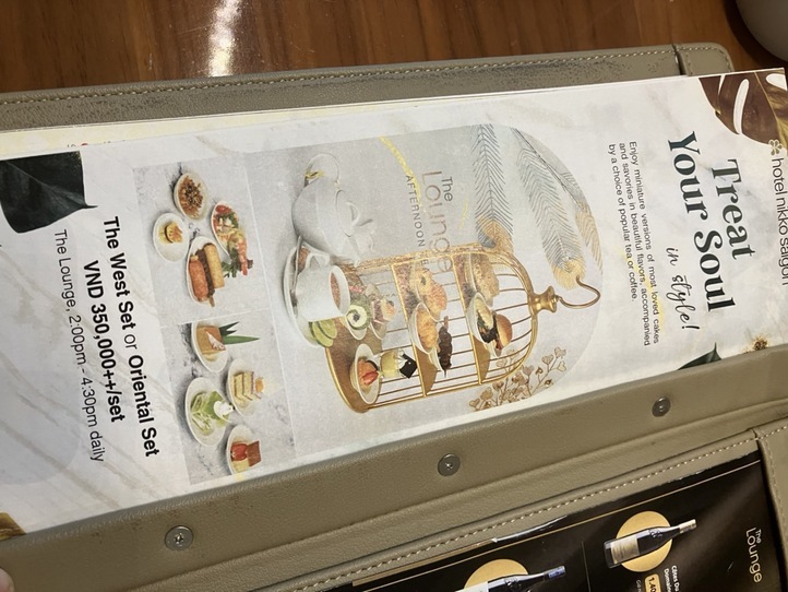 お得!新しくなったホテルニッコーサイゴンのアフタヌーンティー!ウエスタン、ベトナミーズ両方食べてみた