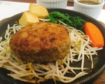 日本人街のハンバーグ屋さん「ぎゅう丸」
