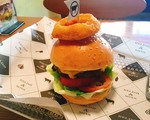 ホーチミンの人気バーガーショップ「RELISH & SONS (レリッシュ&サンズ)」