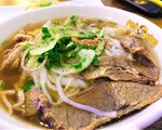 チェーン店でも本格派フォーを!「PHO ONG HUNG(フォー・オン・フン)」