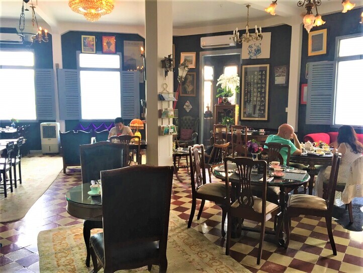 ホーチミンのゴージャスなカフェ2店