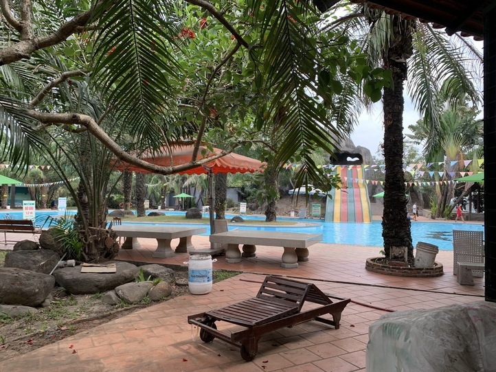 ホーチミンから1時間!ダチョウに乗れる公園 にいってみよう〜Vuon Xoai(Mango Garden Resort)〜