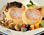 マテリアル カフェ ベトナム パンケーキパルフェ(チョコバナナ、ティラミス、フルーツ) 3枚