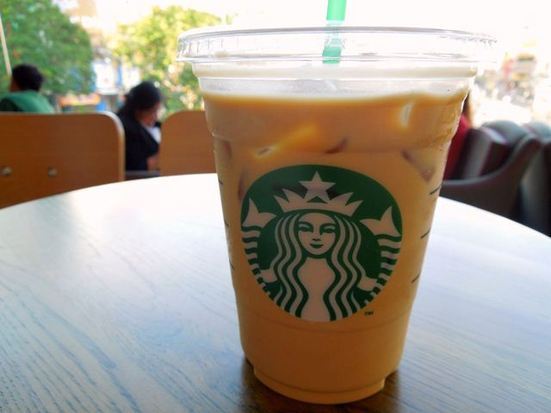 アイスカプチーノ トールサイズ Iced Cappuccino T スターバックス 統一会堂周辺 ホーチミン観光情報ガイド